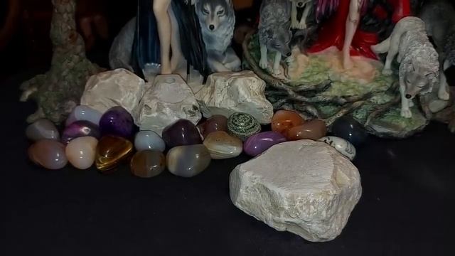 ПЕРЕДАТЬ БОЛЕЗНЬ КАМНЮ. ОЧЕНЬ СИЛЬНЫЙ РИТУАЛ ДЛЯ ВСЕХ. ВЕДЬМИНА ИЗБА. ИНГА ХОСРОЕВА. смотреть онлайн