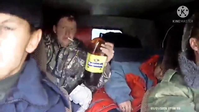 Как идут в столовую разные классы