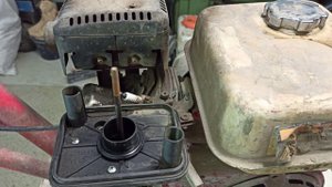 Двигатель Lonchin, Lifan, Honda запускается и не набирает мощность, глохнет.
