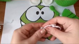 Вязаная игрушка "Ам Ням"