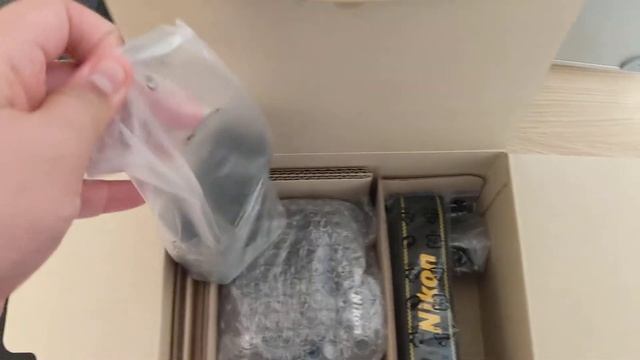 Nikon D7500 DSLR(body-only) unboxing смотреть онлайн