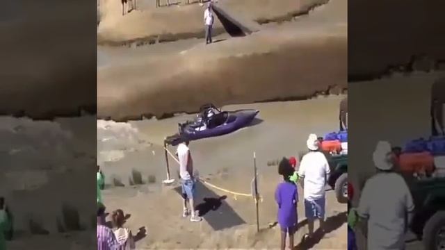 Супер гонка на воде Boat Racing смотреть онлайн