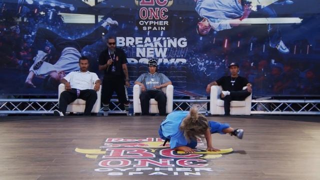 B-Girl Lola vs. B-Girl Estrella | Final | Red Bull BC One Cypher Spain 2023 смотреть онлайн