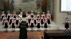 Хор Веселые голоса А.Ростовская "Песня Друзей"