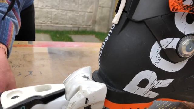 How to adjust your bindings and DIN setting смотреть онлайн