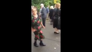 Танцы бабушек, Бабки жгут, танцуют, сборка 2017 || Dancing grandmothers, Grandmothers lit