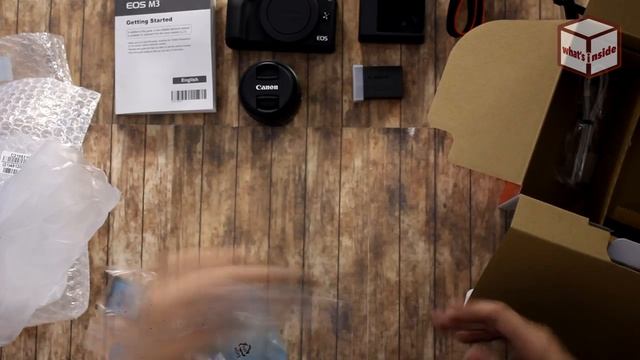 What's Inside?: Canon EOS M3 with EF-M15-45 IS STM Kit (Unboxing) смотреть онлайн
