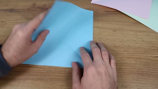 Шесть Полезных поделок из бумаги, которые сможет сделать каждый!