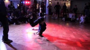 10-13 bboy Dvizh'Ok vs King Kong г.Минск - брейкданс, SPRING WARS 2022