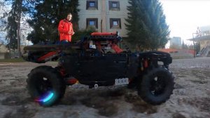 Ultimate 4x4 Trophy Truck made from LEGO® bricks