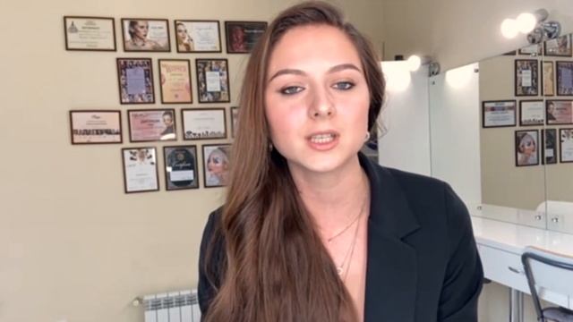 От мастера макияжа до владелицы студии красоты. Ксения, бьюти бизнес.