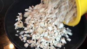 Сливочно - грибной соус / соус к мясу / грибной соус