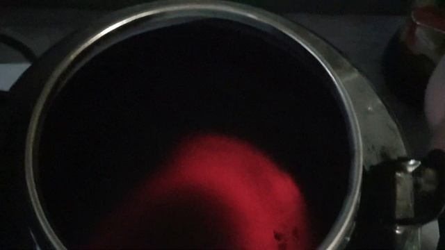 Чаепитие... Так делать, наверное, не стоит... ? смотреть онлайн