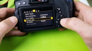 ALL CANON REBEL DSLRs: How to Format SD Card