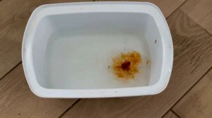 ПОМЫТЬ ОКНА МАРГАНЦОВКОЙ  ИЛИ ЙОДОМ ? ЧТО ЛУЧШЕ ?