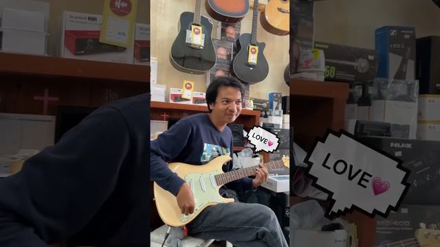 Introduce Ibanez Azes31 to customer by Guitarist David Chor -Rean Guitar. смотреть онлайн