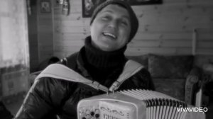 Старый клён. поёт Александр Бардин.