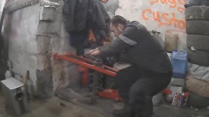 стяжка пружин стоек / DIY