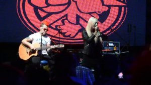 Блондинка КсЮ - Свобода (live)