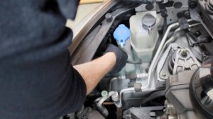 How to Replace a Low Beam Headlight Bulb on a 2009 Hyundai Elantra