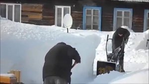 Снегоуборщик бензиновый Champion ST 656