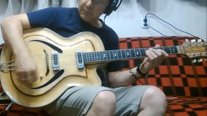 Musima Record 15 guitar