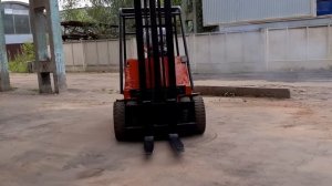 Балканкар 1733  3 тонны 4.5 метра механика