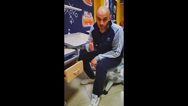 100% легкое упражнение и ребенок будет правильно сидеть за растущей партой креслом с ровной осанкой смотреть онлайн