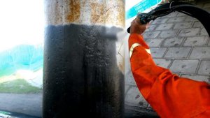 Быстрое профессиональное удаление старой краски с металла