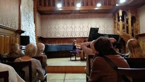 Салманов В. Утро в лесу.