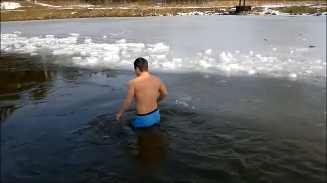 Костя моржует впервые смотреть онлайн