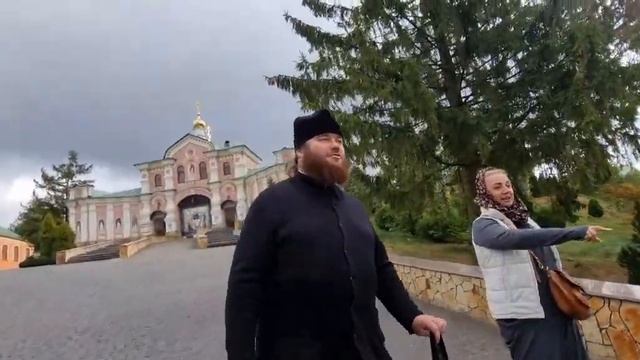 6 октября 2023 г.Экскурсия по Свято-Почаевской лавре и Свято-Духовскому скиту с монахом Амфилохием. смотреть онлайн