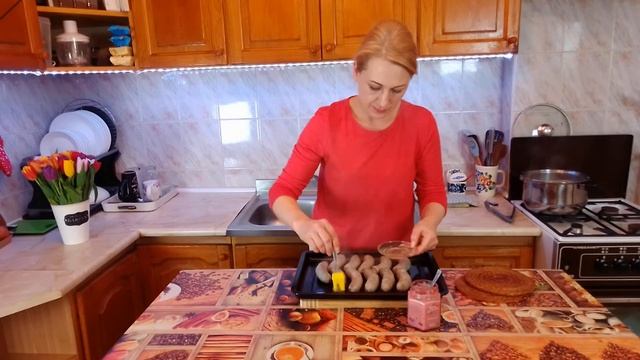 Колбаски в острой ароматной глазури из хрена и клюквенного джема. Горячая закуска быстро и просто. смотреть онлайн
