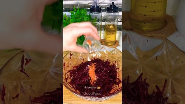 Свекла по-корейски #рецепт #покорейски #салат #морковьпокорейски #чеснок #вкусно #готовка #кулинари