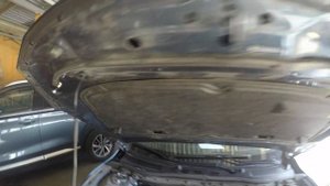 Защита от угона Мазда 3   Замки капота