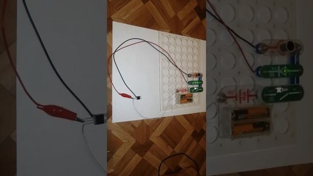 Схема из конструктора но на новых транзисторах 13009
