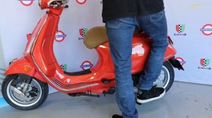 Vespa Primavera 50 Really Better Than Vespa Sprint?? No way Bro, It's More Fierce!!