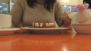 LONG NAILS - Drinking tea and eating cake (public place, eating)