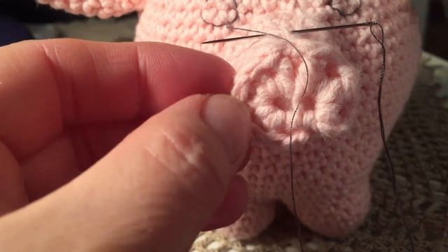 КАК СВЯЗАТЬ ПОРОСЕНКА КРЮЧКОМ / СИМВОЛ ГОДА / СВЯЗАЛА ХРЮШУ / ВСЕХ С НАСТУПАЮЩИМ НОВЫМ ГОДОМ! смотреть онлайн