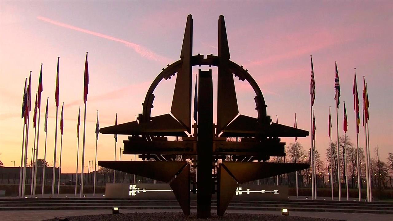 Министры обороны стран НАТО договорились наращивать выпуск вооружений