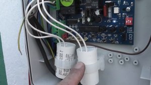 Автоматика для ворот ROTELLI MT-404. Нет дотяжки одной створки. Причина поломки и ее решение.