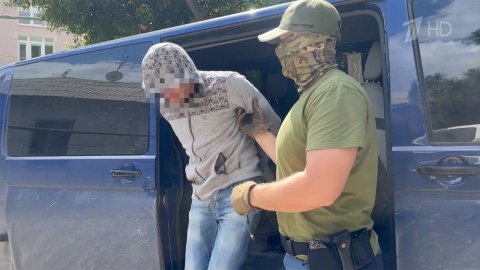 За сотрудничество со спецслужбами Украины задержаны два жителя Ялты