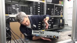 Самая бюджетная СХД - HP ProLiant DL380e Gen8