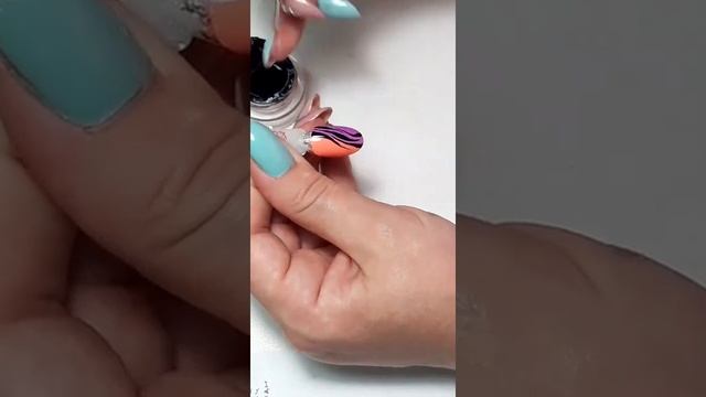 Цветовые сочетания для трендового маникюра смотреть онлайн