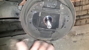 Замена задних барабанных тормозов на дисковые тормоза.
