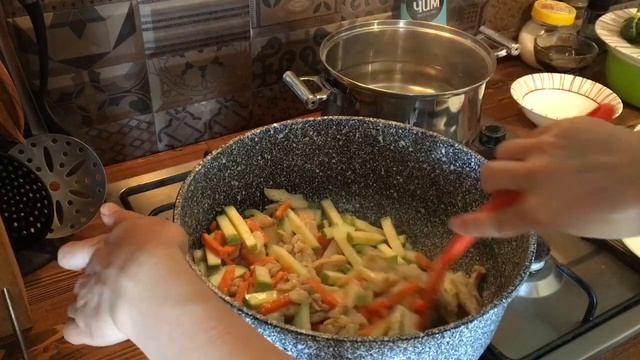 ГРЕЧНЕВАЯ ЛАПША СОБА с КУРИЦЕЙ и ОВОЩАМИ!!! Все Будут в Восторге!