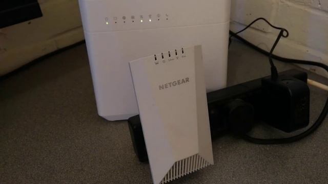 How to factory reset a Netgear EX7500 Nighthawk X4S AC2200 Tri-Band WiFi Range Extender смотреть онлайн