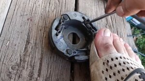 как вытащить пружинки сцепления скутера !? ответ есть..