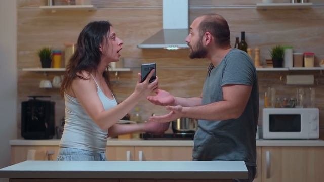 8 женских качеств, которые отталкивают мужчин