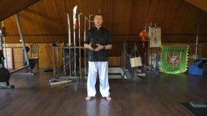 Саньжан , не классика , а подвид  - постановка дыхания при ударах в живот и укрепление мышц кора.